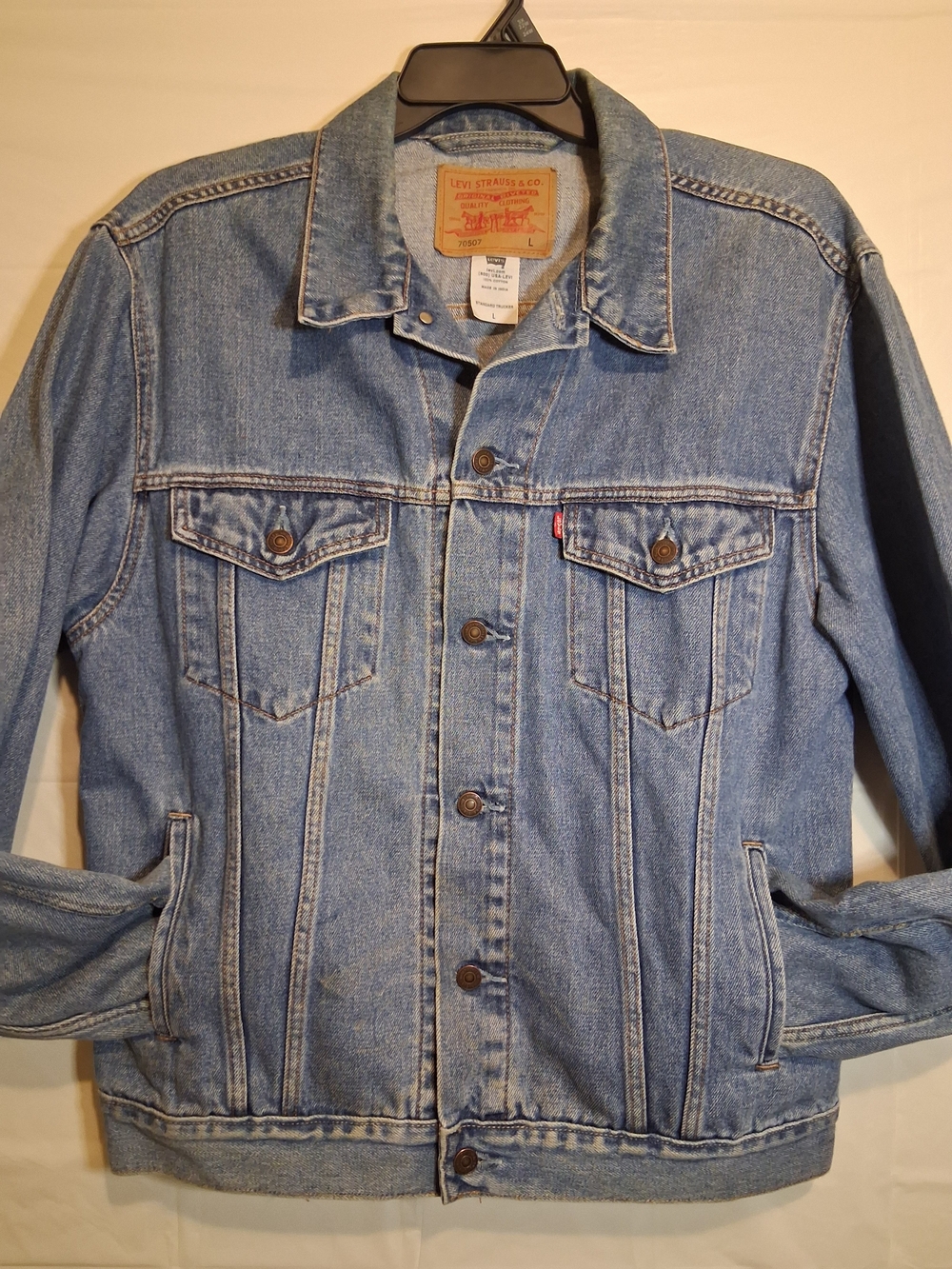 Levi's Red Tag 70507 LargeMen's Light Blue Denim Trucker Jacket